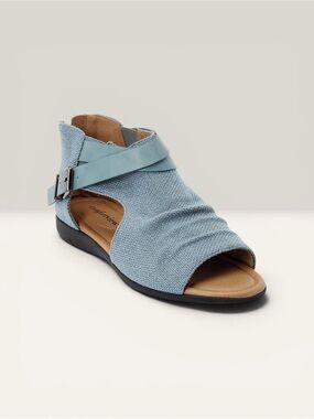 Comfortview Women's The Payton Shootie, open toe, back zip, size 9 Wide